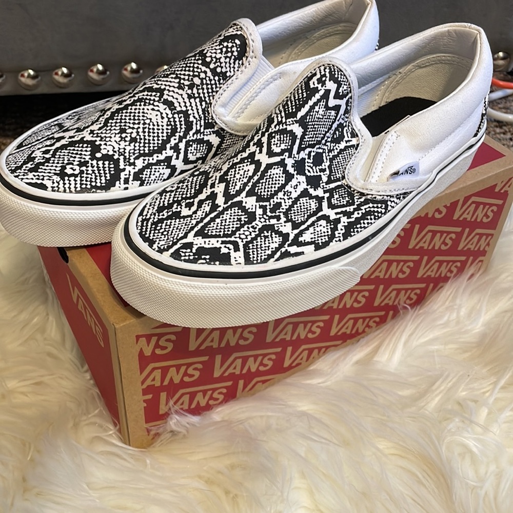 NEW python print vans - Picture 2 of 5